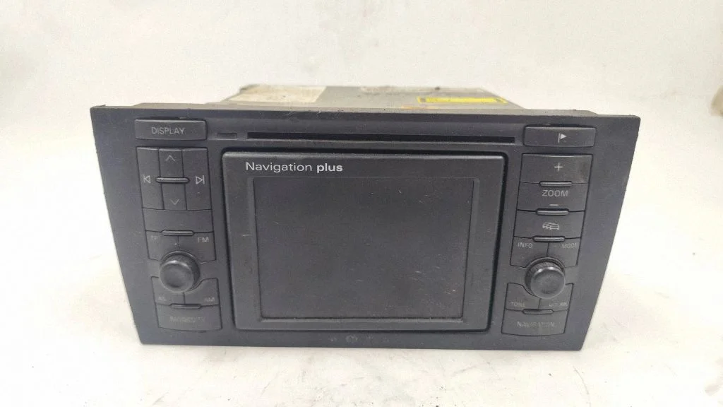 Radio/CD/DVD atskaņotājs/navigācija 4B0035192K