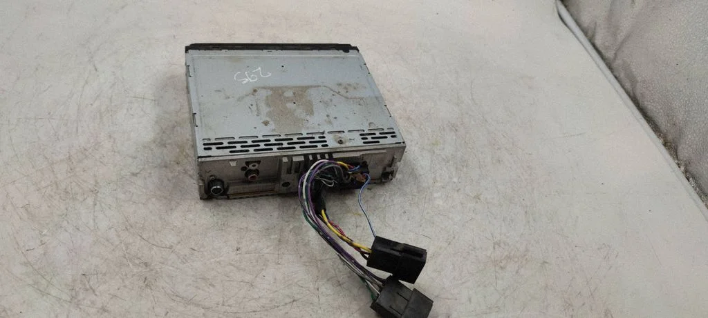 Radio/CD/DVD/GPS head unit – Seat Alhambra (Mk1) (1996-2010)