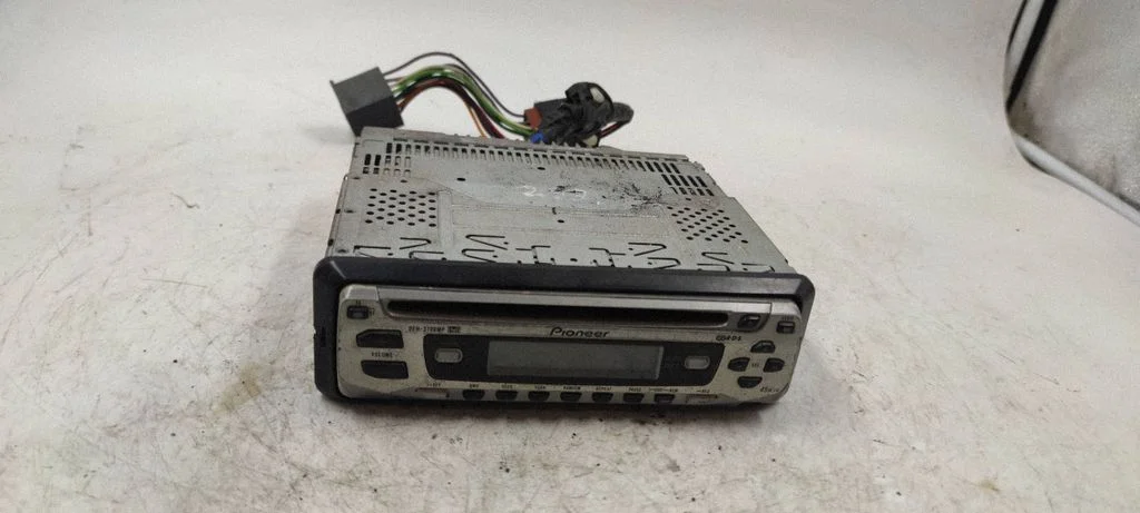 Radio/CD/DVD/GPS head unit