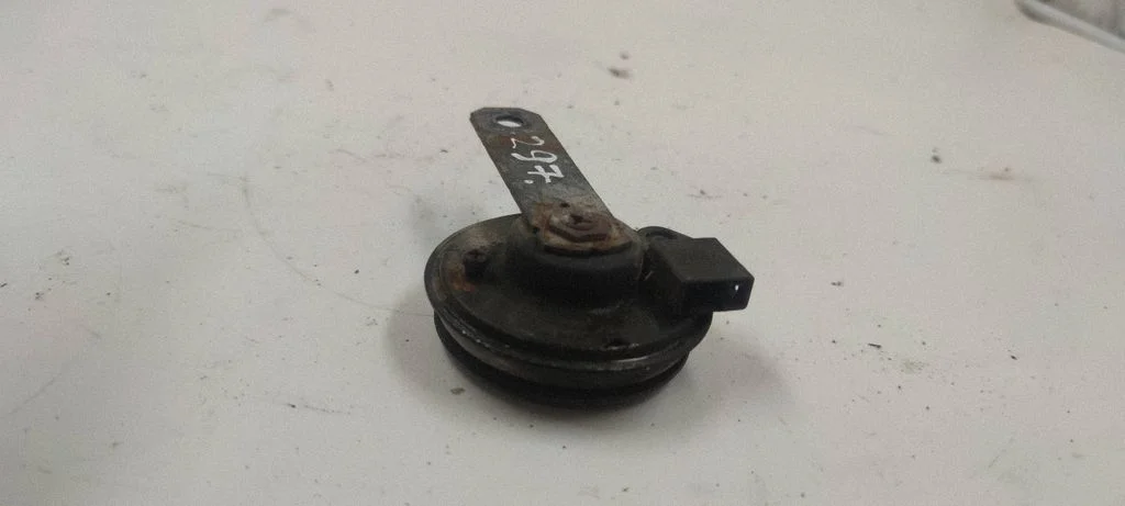 Horn signal – Subaru Legacy (2010-2016)