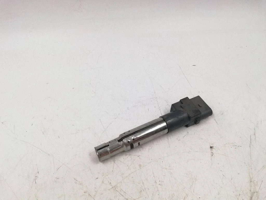 High voltage ignition coil 022905715B