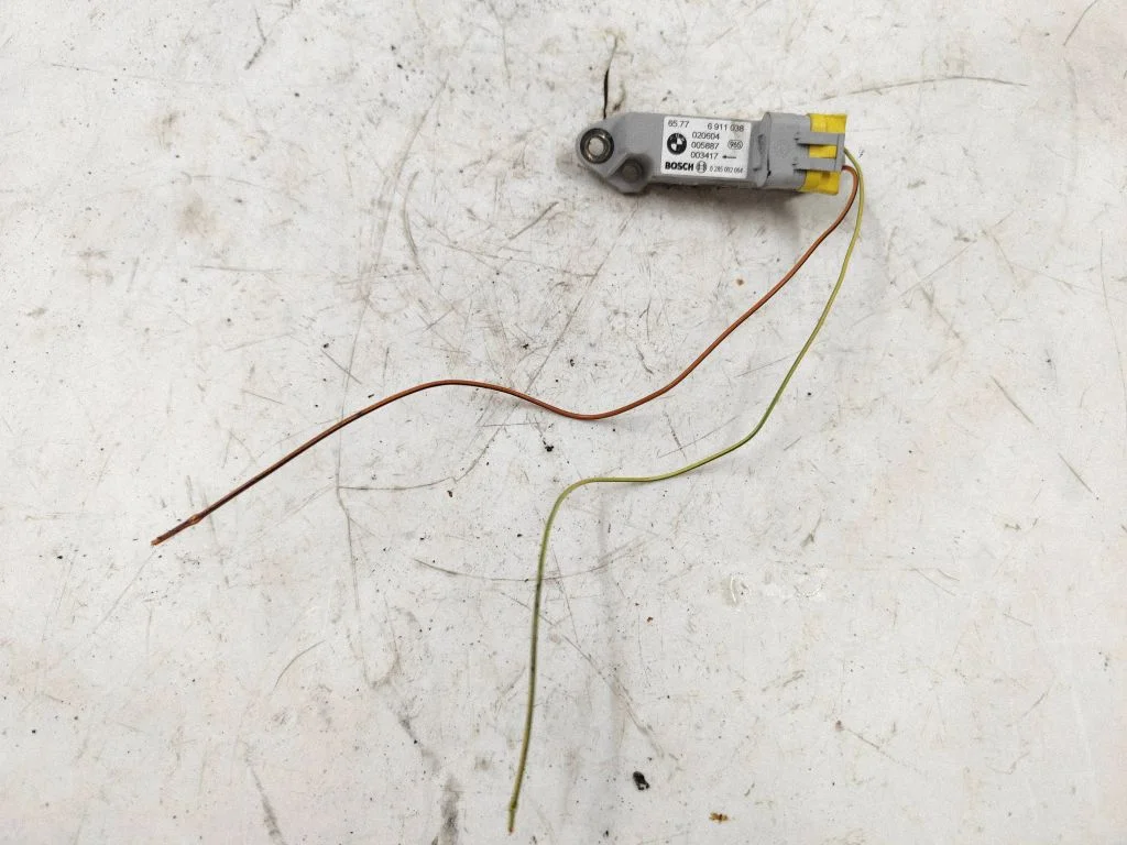 Drošības spilvenu trieciena sensors 6911038