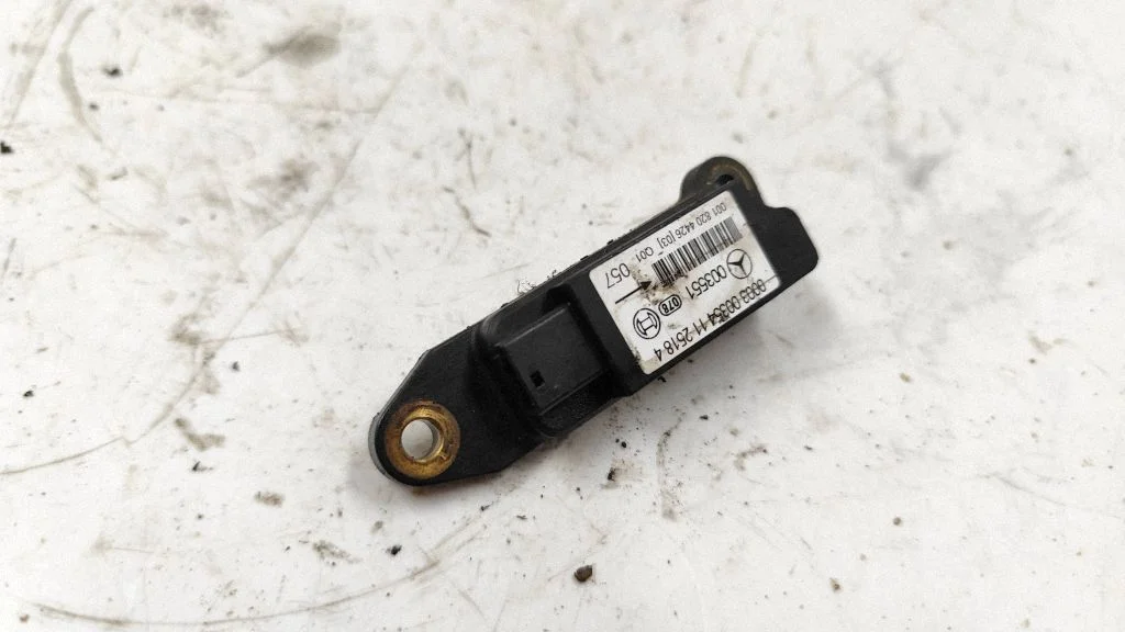 Drošības spilvenu trieciena sensors 0018204426