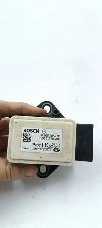 ESP acceleration yaw rate sensor – Honda CR-V (2007-2012)