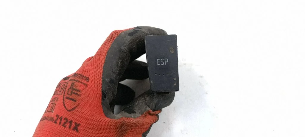 ESP (stabilumo sistemos) jungtukas