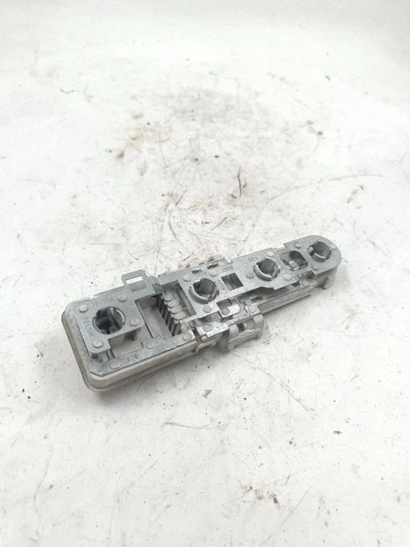 Tail light bulb cover holder 8D9945257