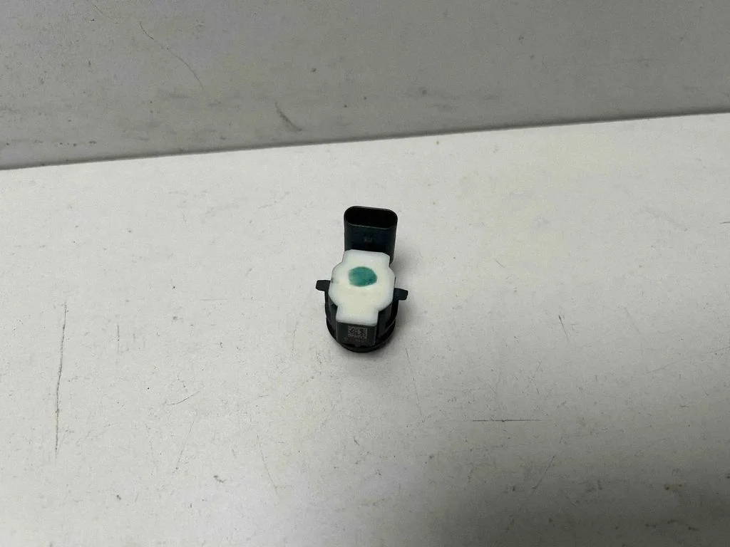 Parkošanās sensors PDC – BMW 2. sērija F22 F23 (2013-2017)