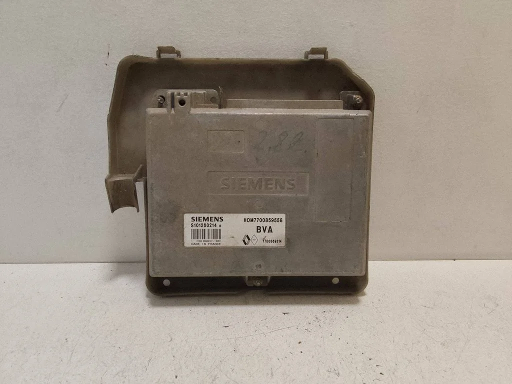 Engine control unit/module 7700859558