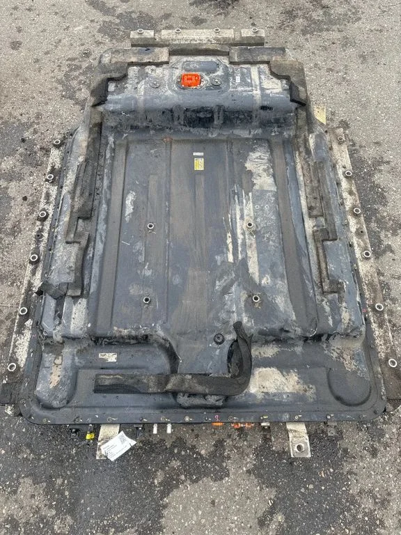 Hibrido/ elektromobilio akumuliatorius