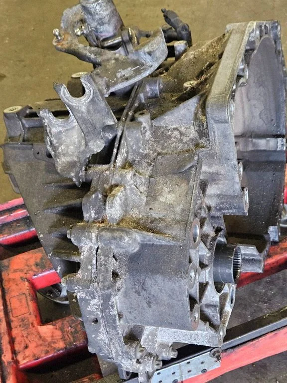 Mechaninė 6 pavarų dėžė