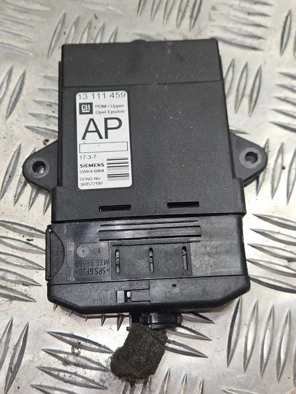 Durvju elektronikas vadības bloks – Opel Vectra C (2002-2005)