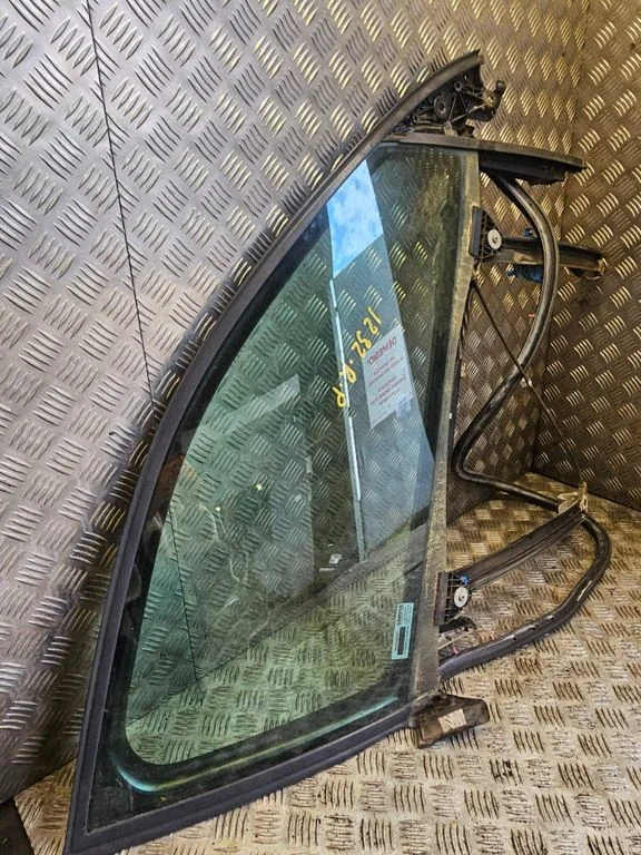 Priekinis el. lango pakėlimo mechanizmas be varikliuko