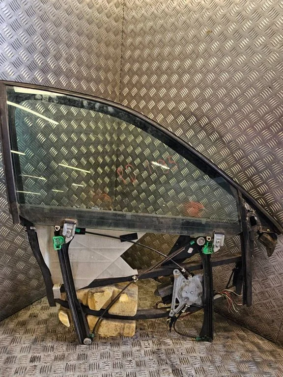 Priekinio el. lango pakėlimo mechanizmo komplektas