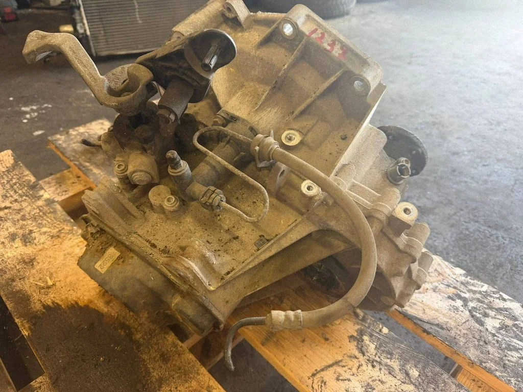 Mechaninė 5 pavarų dėžė