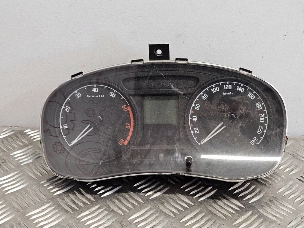 Speedometer (instrument cluster) 5J0920801B