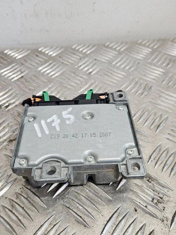 Drošības spilvenu vadības bloks – Citroen C4 I (2004-2010)