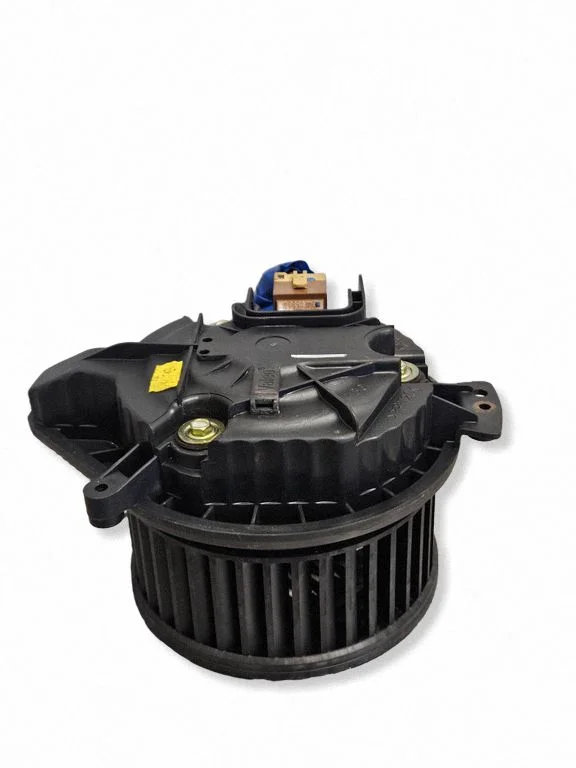 Krāsniņas ventilators/pūtējs 8E1820021E