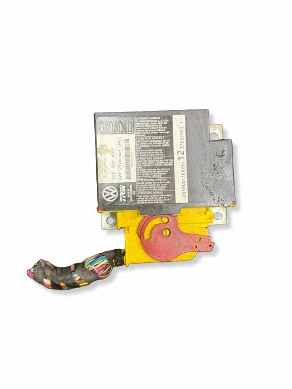 Drošības spilvenu vadības bloks 3C0909605F