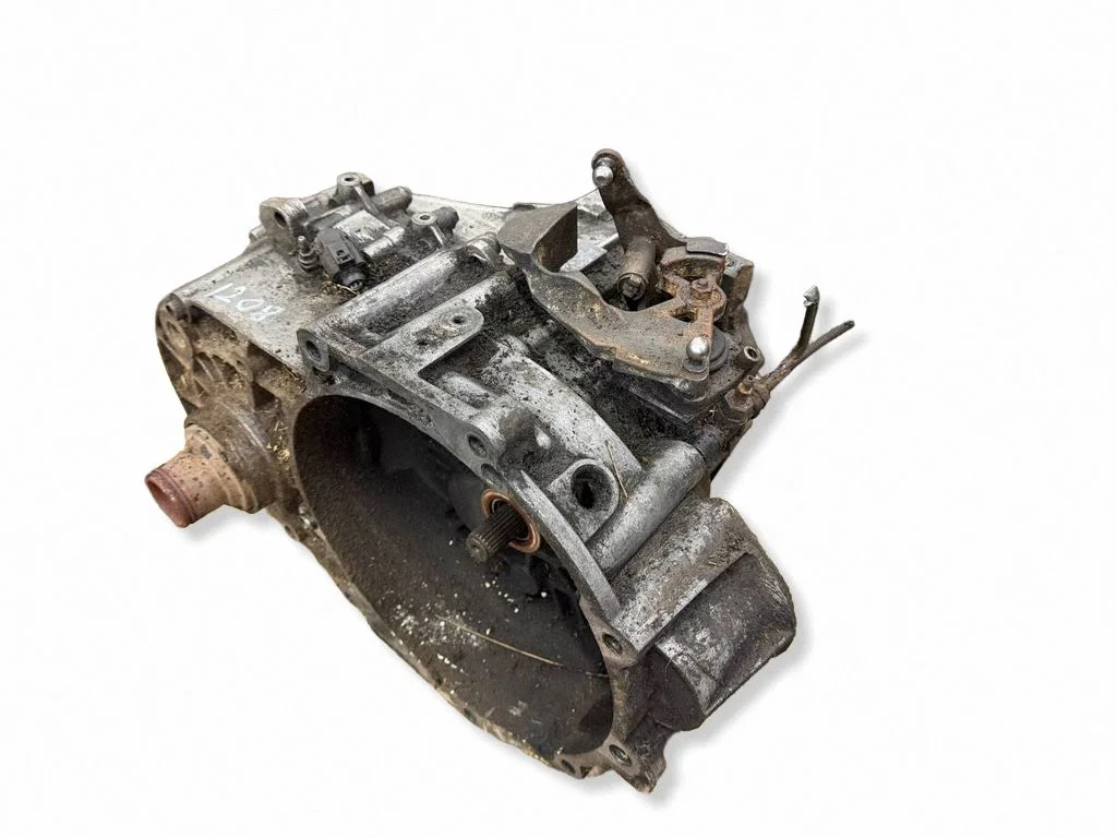 Mechaninė 6 pavarų dėžė