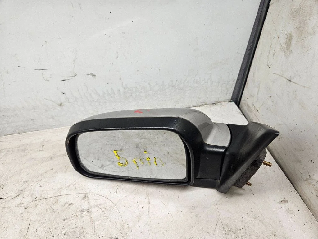 Esiukse elektriline välispeegel 876102E300