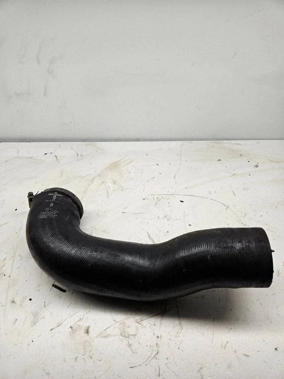 Interkūlerio žarna (-os)/ vamzdelis (-iai)
