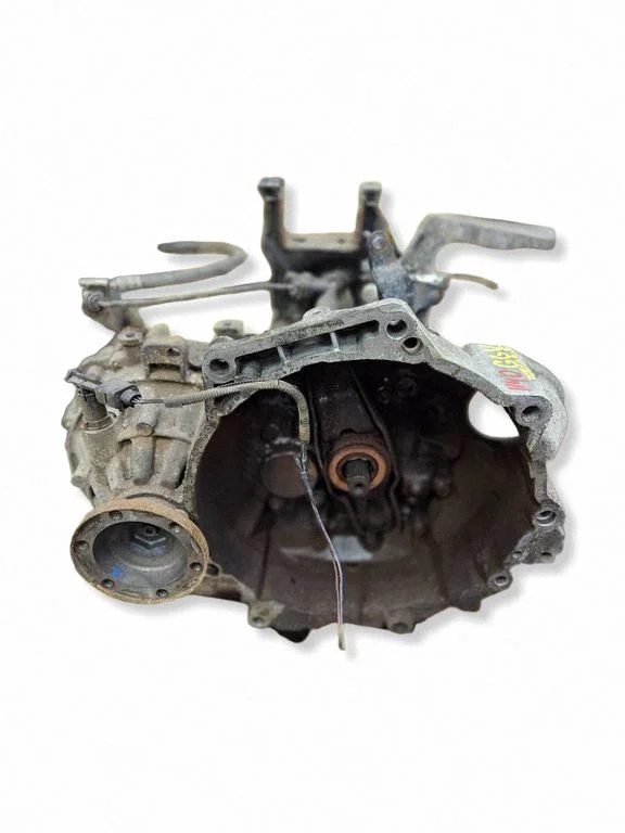 Mechaninė 5 pavarų dėžė