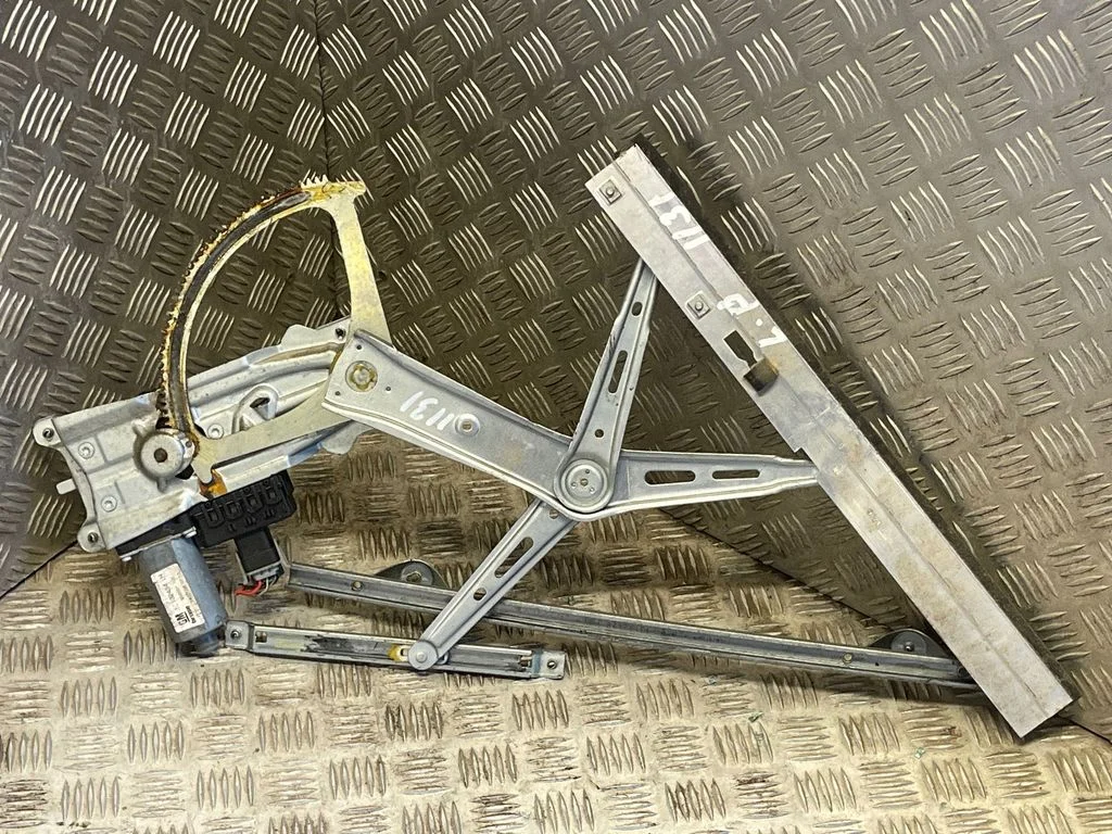 Priekinio el. lango pakėlimo mechanizmo komplektas