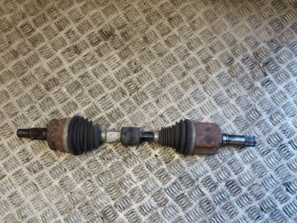 Front driveshaft – Opel Insignia A (2008-2017)