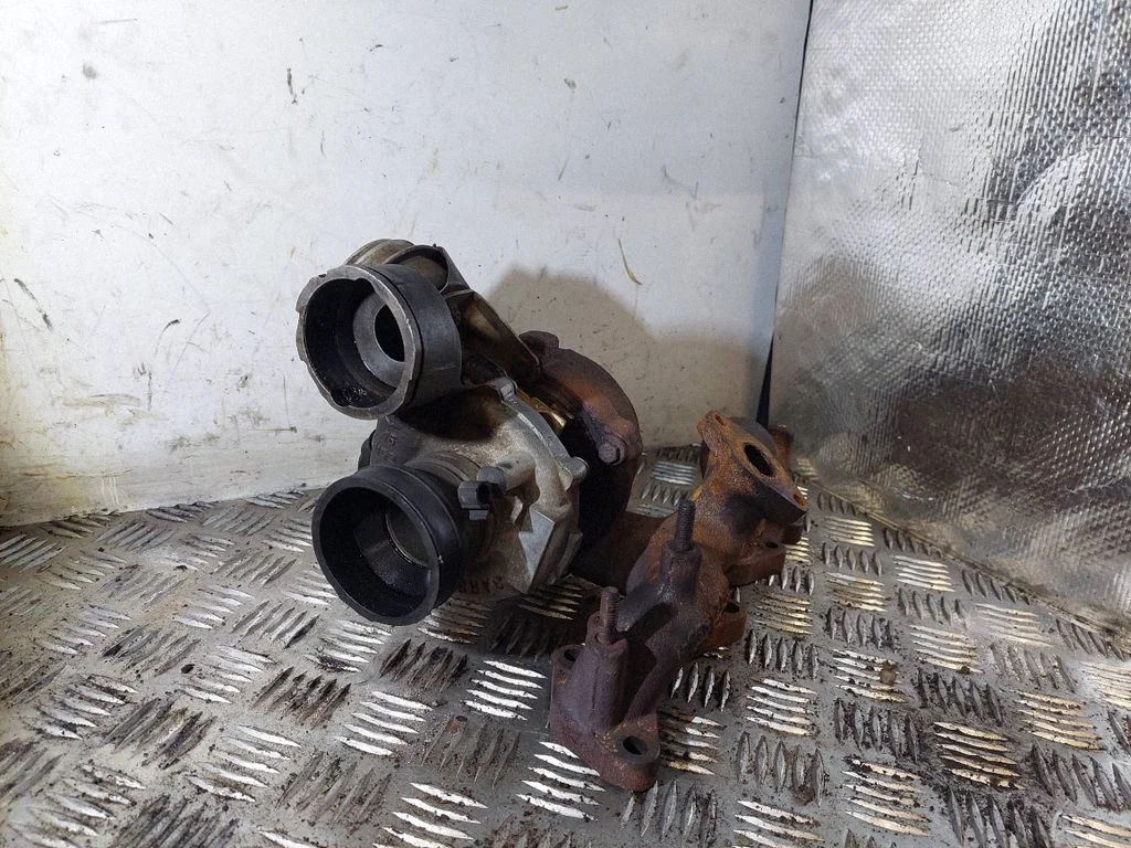 Turbocharger 03G253010