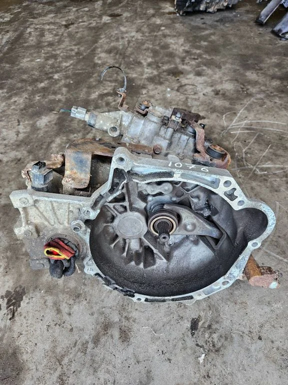 Mechaninė 5 pavarų dėžė