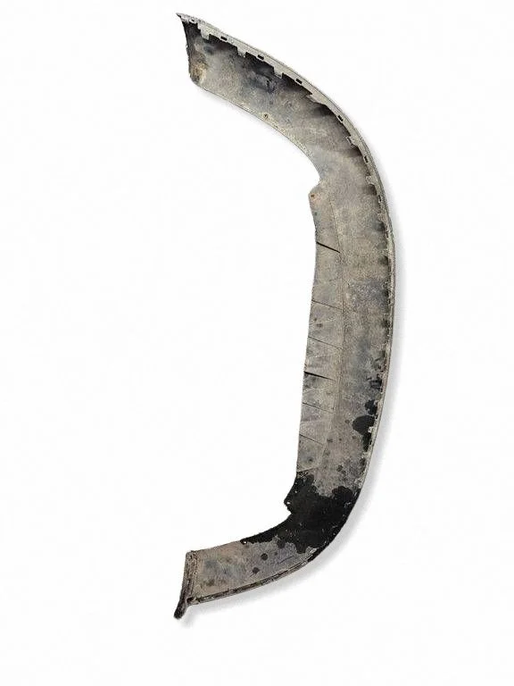 Apatinė bamperio dalis (lūpa)