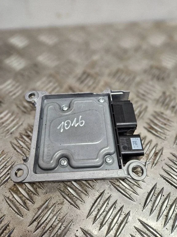 Airbag control unit/module – Ford Focus C-MAX (2003-2010)