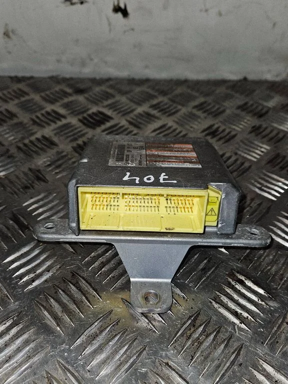 Airbag control unit/module 98221SC030