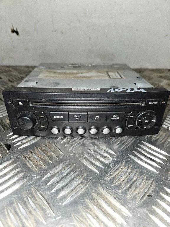 Radio, odtwarzacz CD/DVD, nawigacja 96606468XT