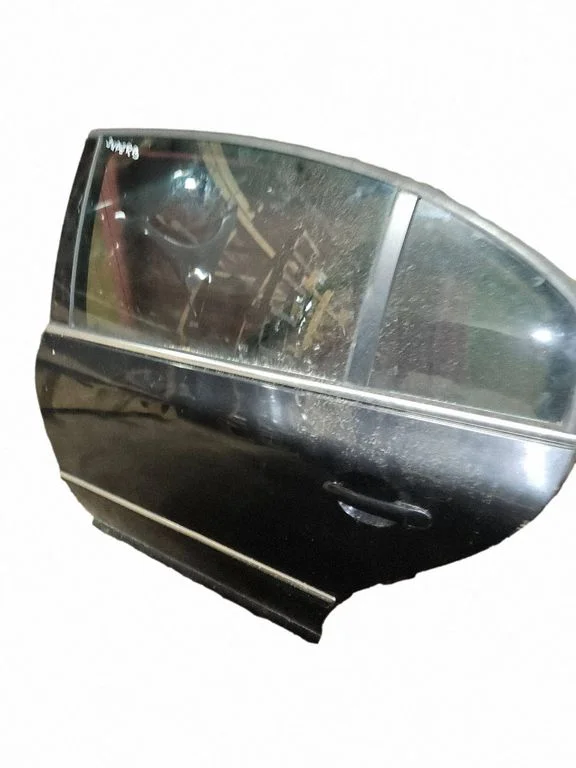 Rear door – rear left