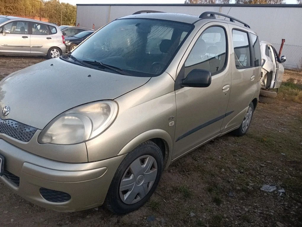 Toyota Yaris Verso