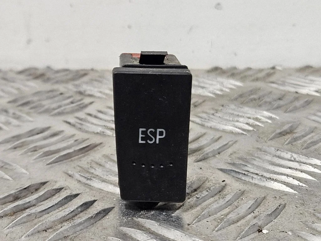 ESP (stabilumo sistemos) jungtukas