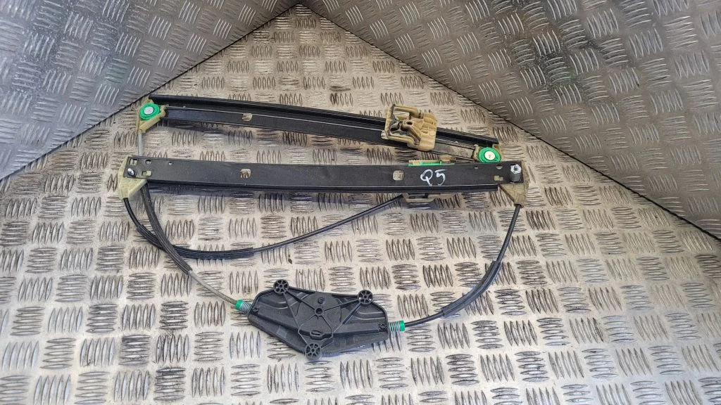Priekinio el. Lango pakėlimo mechanizmo komplektas