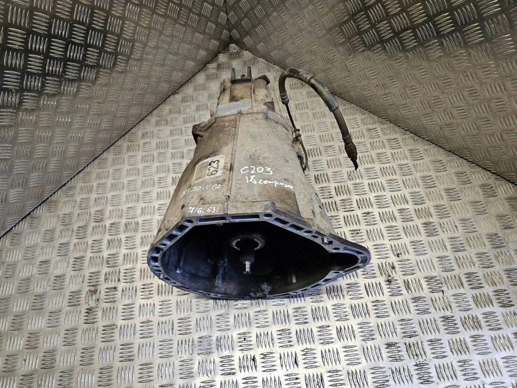 Mechaninė 5 pavarų dėžė