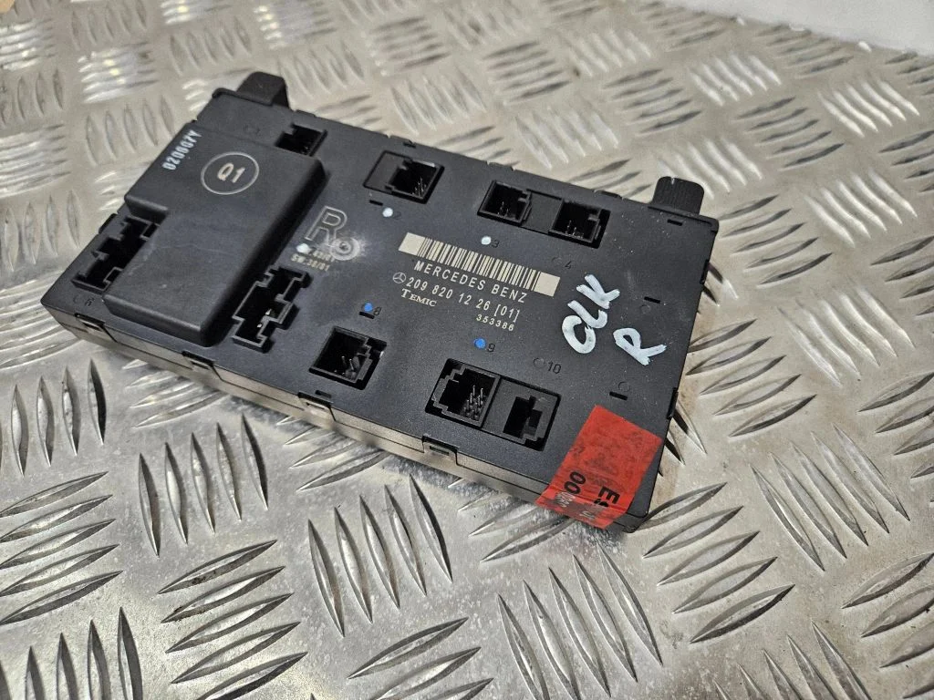 Durų elektronikos valdymo blokas