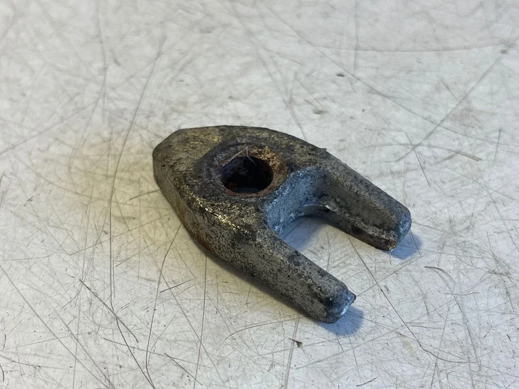 Fuel Injector clamp holder