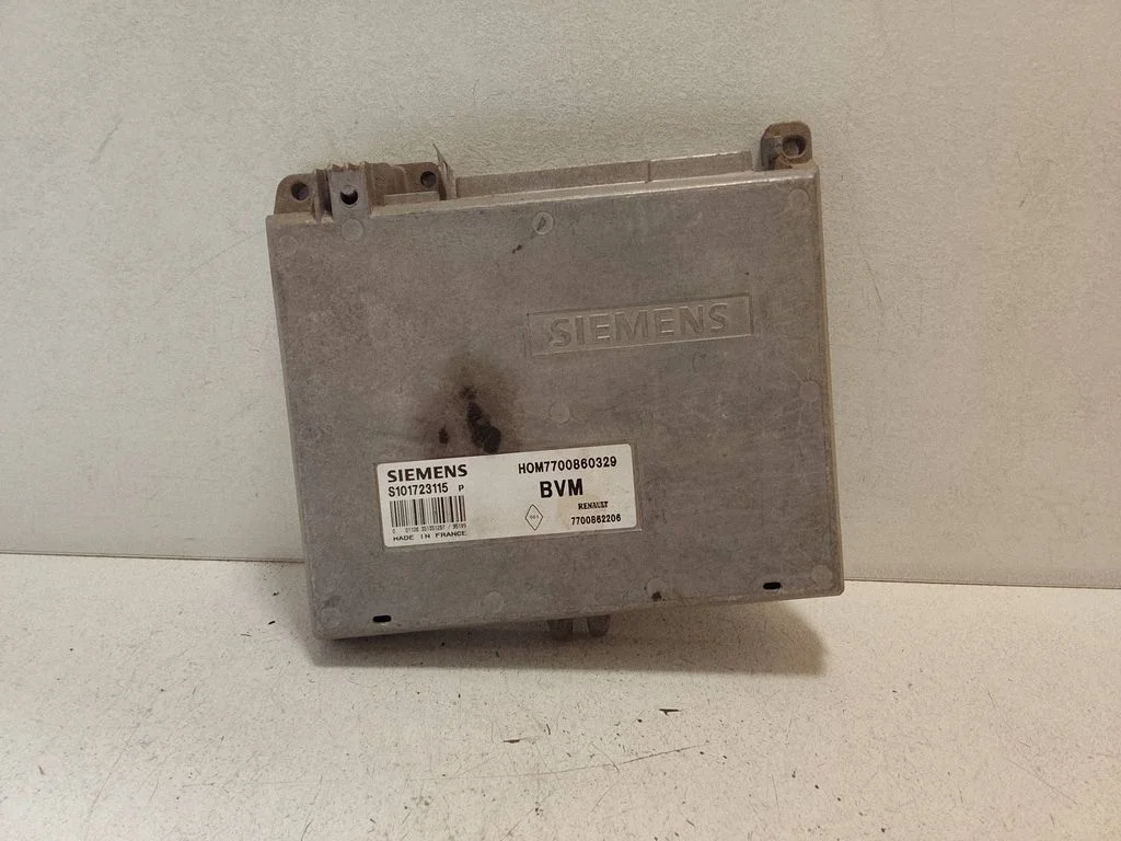 Engine control unit/module 7700860329