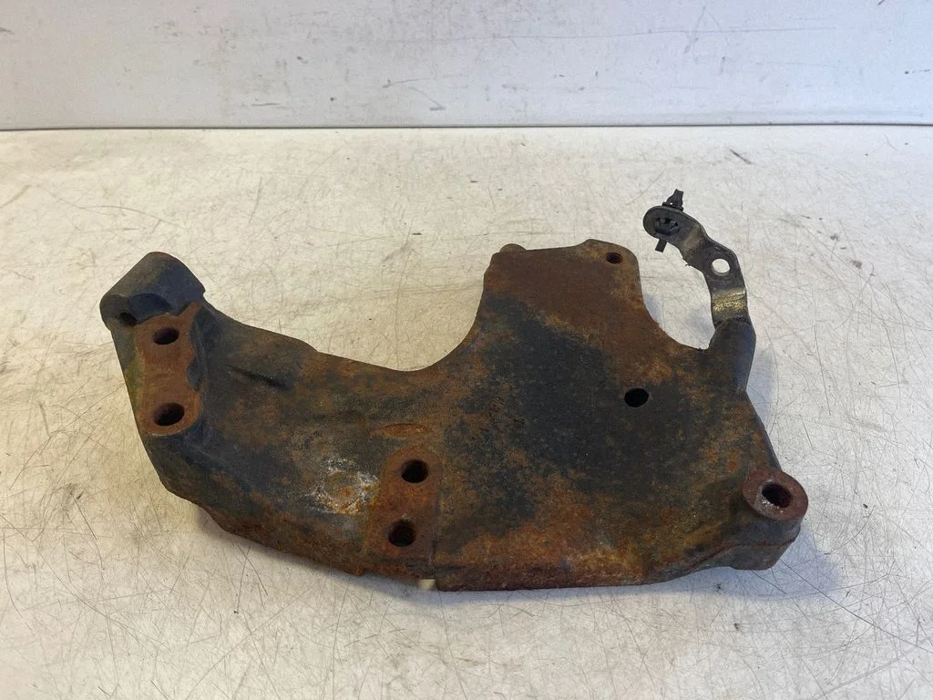 Mootori kinnituskronstein – Nissan X-Trail T31 (2007-2014)