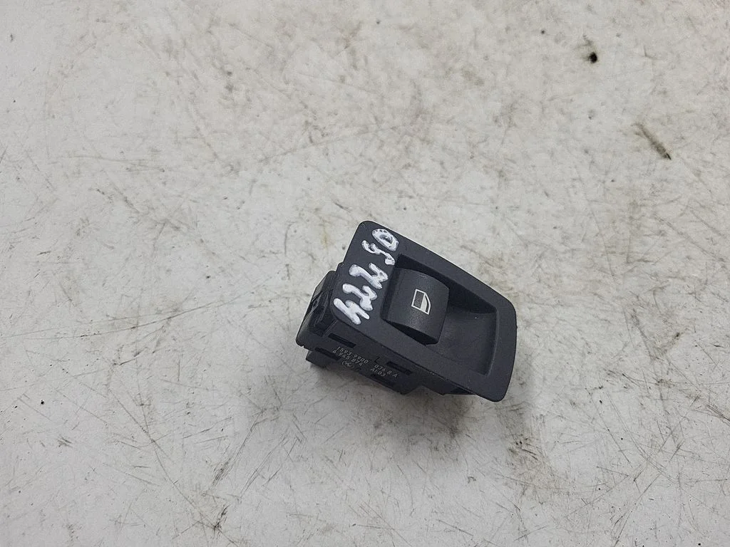 Elektriaknate lüliti 6945874
