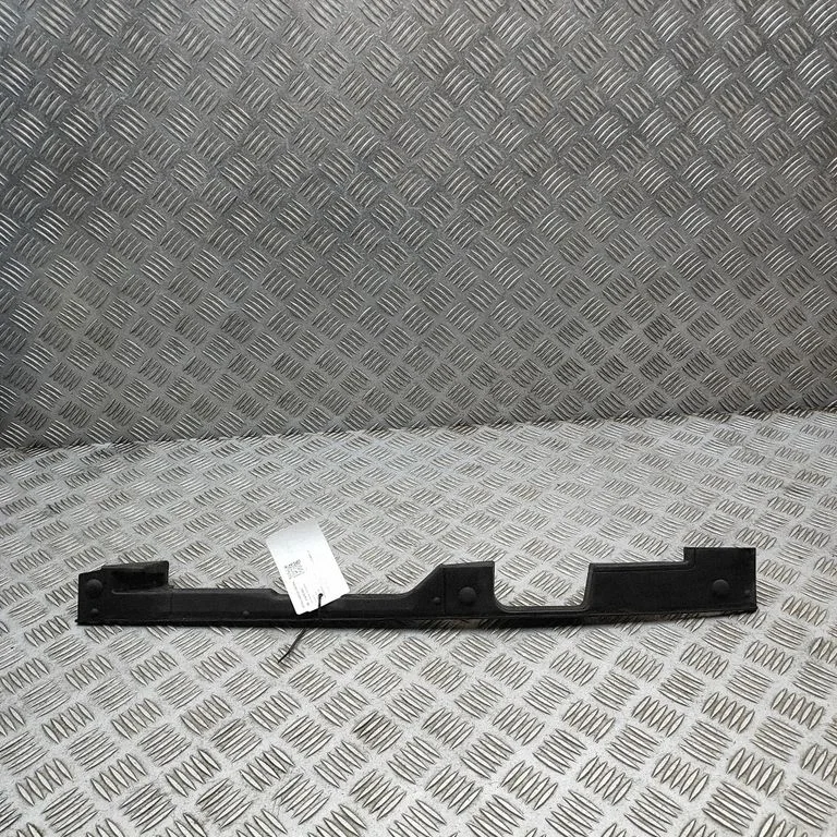 Fender end trim 80A820582C