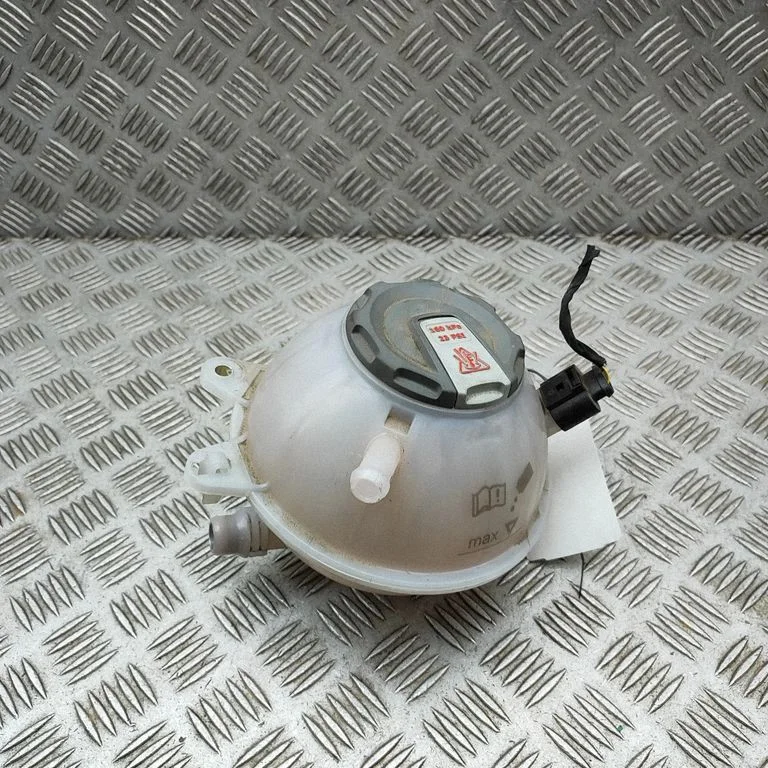 Coolant expansion tank/reservoir 80A121405AG