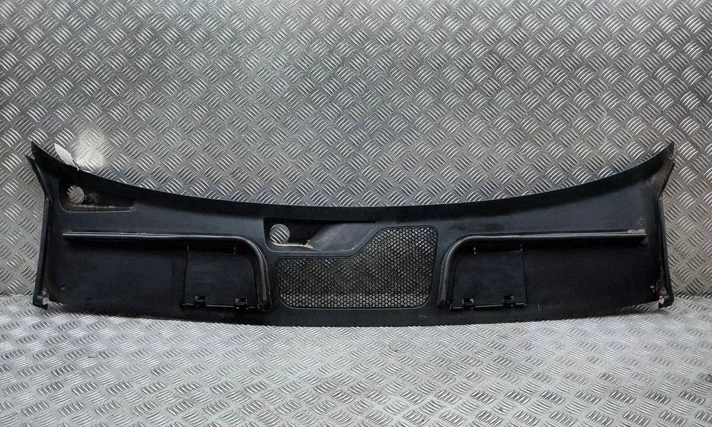 Wiper trim 80C819403