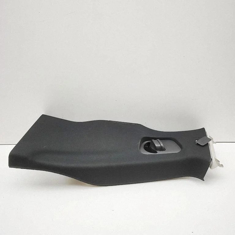 (B) pillar trim (bottom) A2976903300