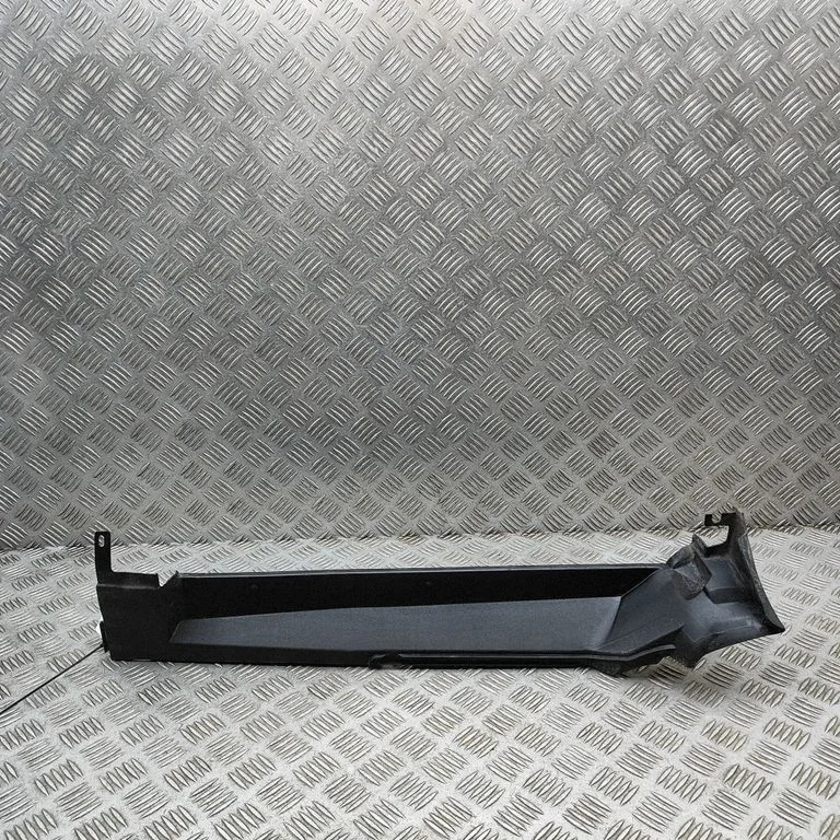 Fender end trim 80A821170A