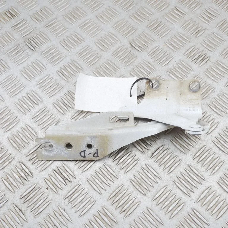Engine bonnet/hood hinges JB3B16800AA